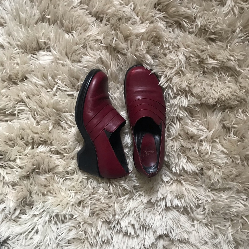 Red Dansko Shoes - Picture 2 of 8